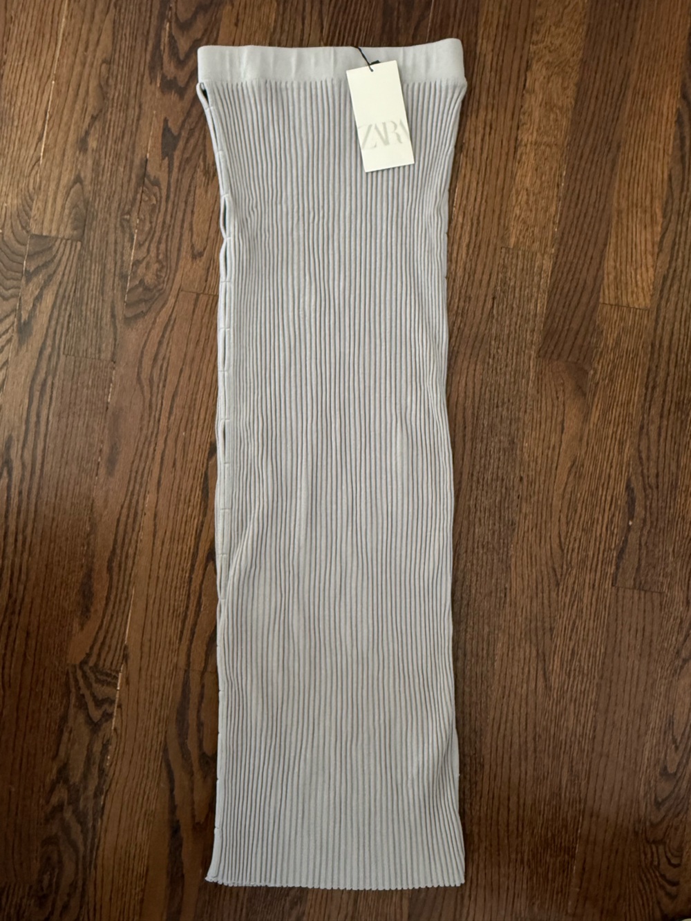 Zara Light Gray Ribbed Knit Midi Skirt